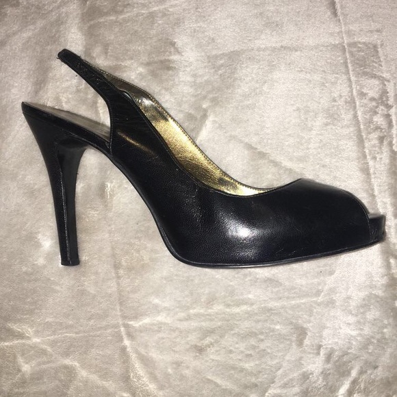 Black Heels - Picture 2 of 6